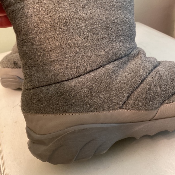 The North Face Heat Seeker grey boots - Picture 11 of 16